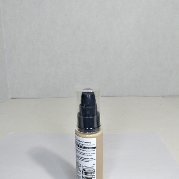 Almay Foundation - Picture 5 of 7